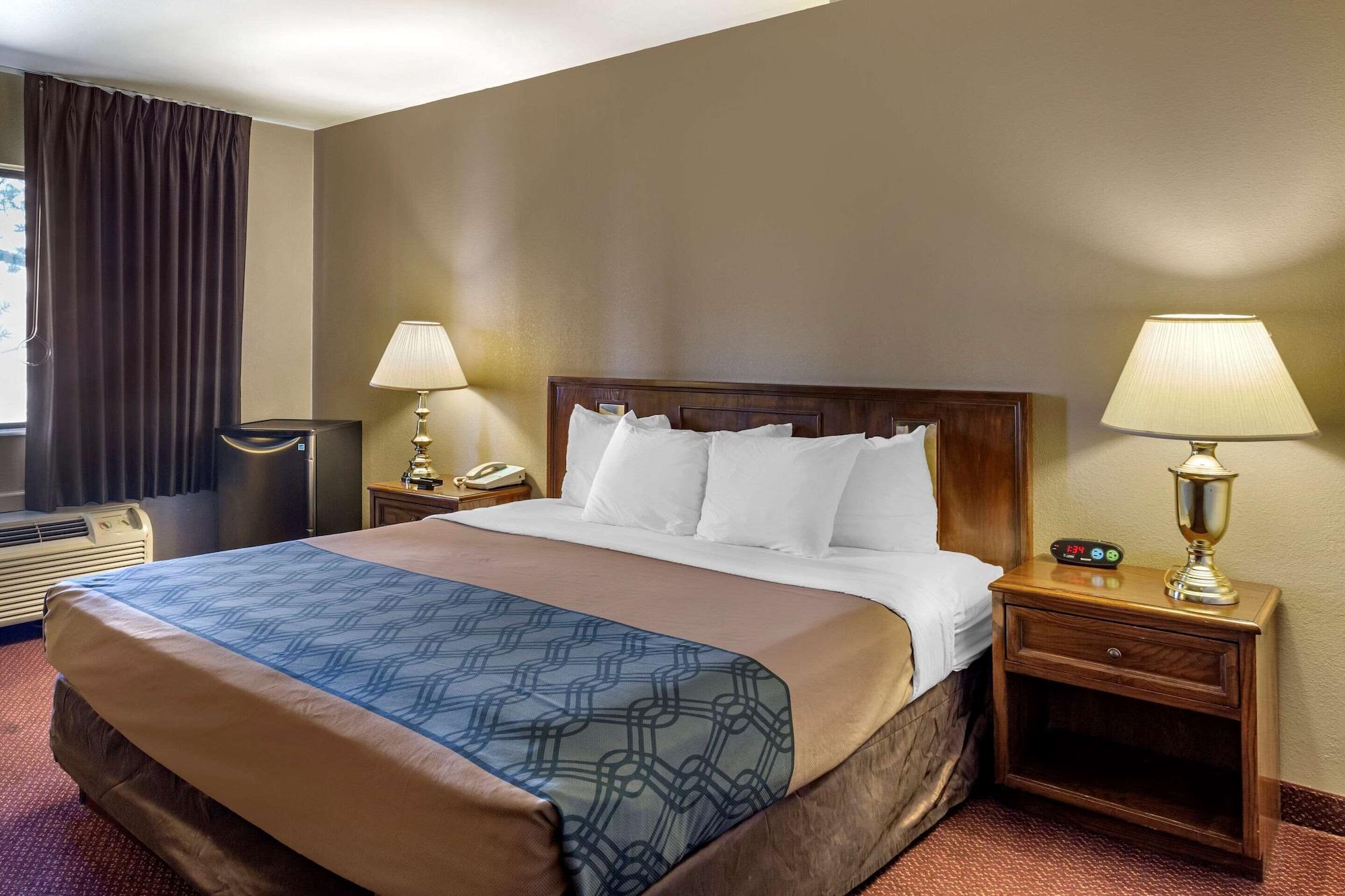 Econo Lodge Inn & Suites Sandy Bagian luar foto