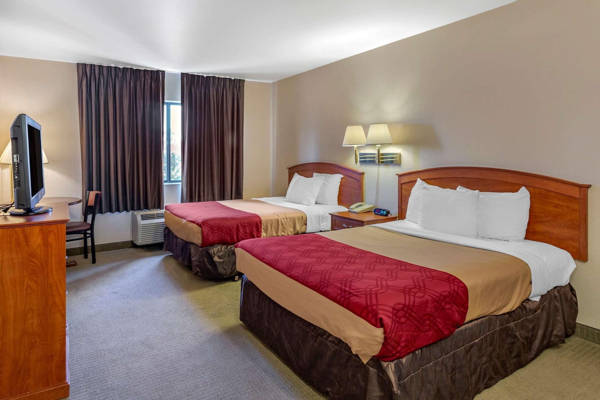 Econo Lodge Inn & Suites Sandy Bagian luar foto