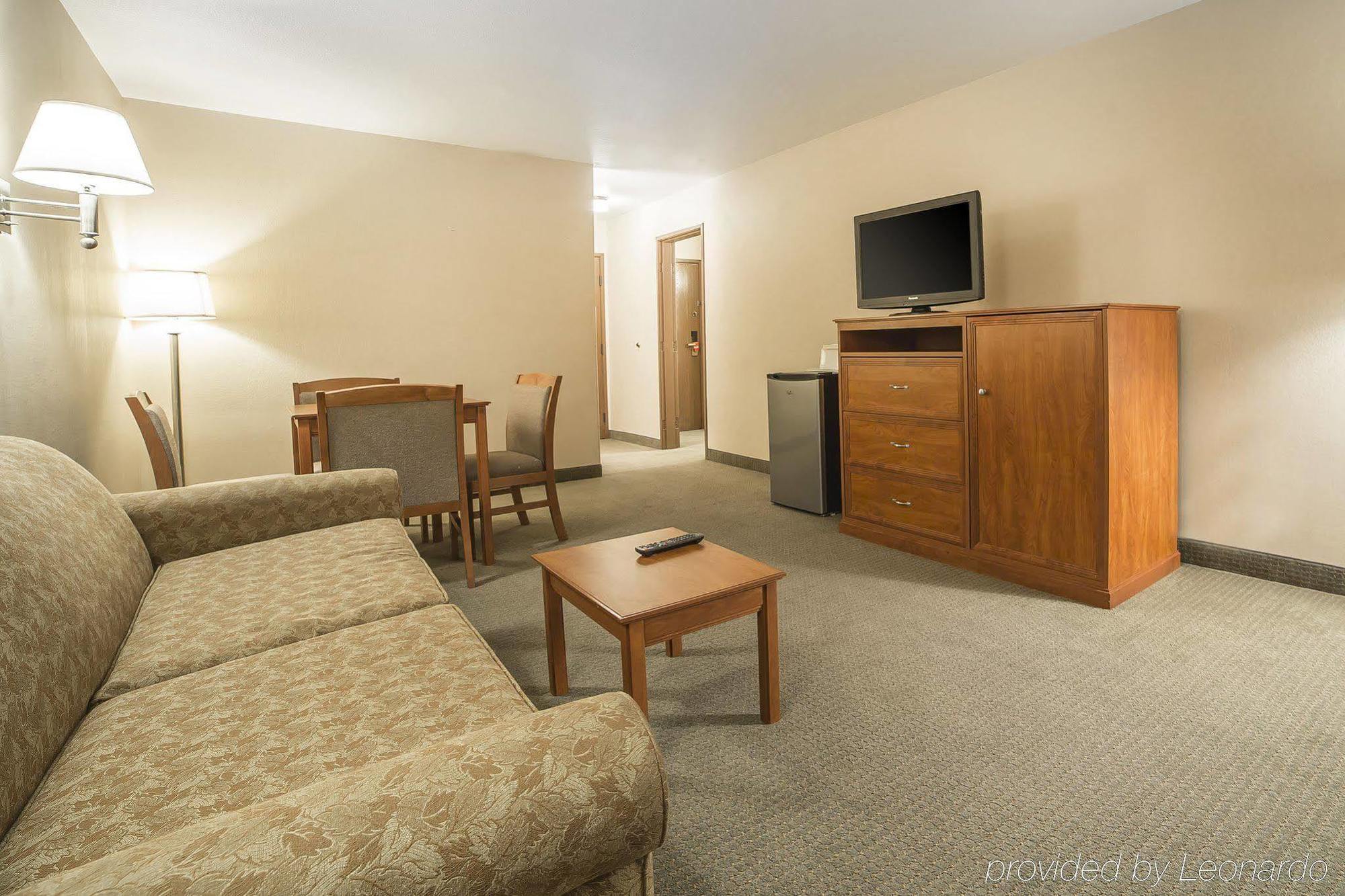 Econo Lodge Inn & Suites Sandy Bagian luar foto