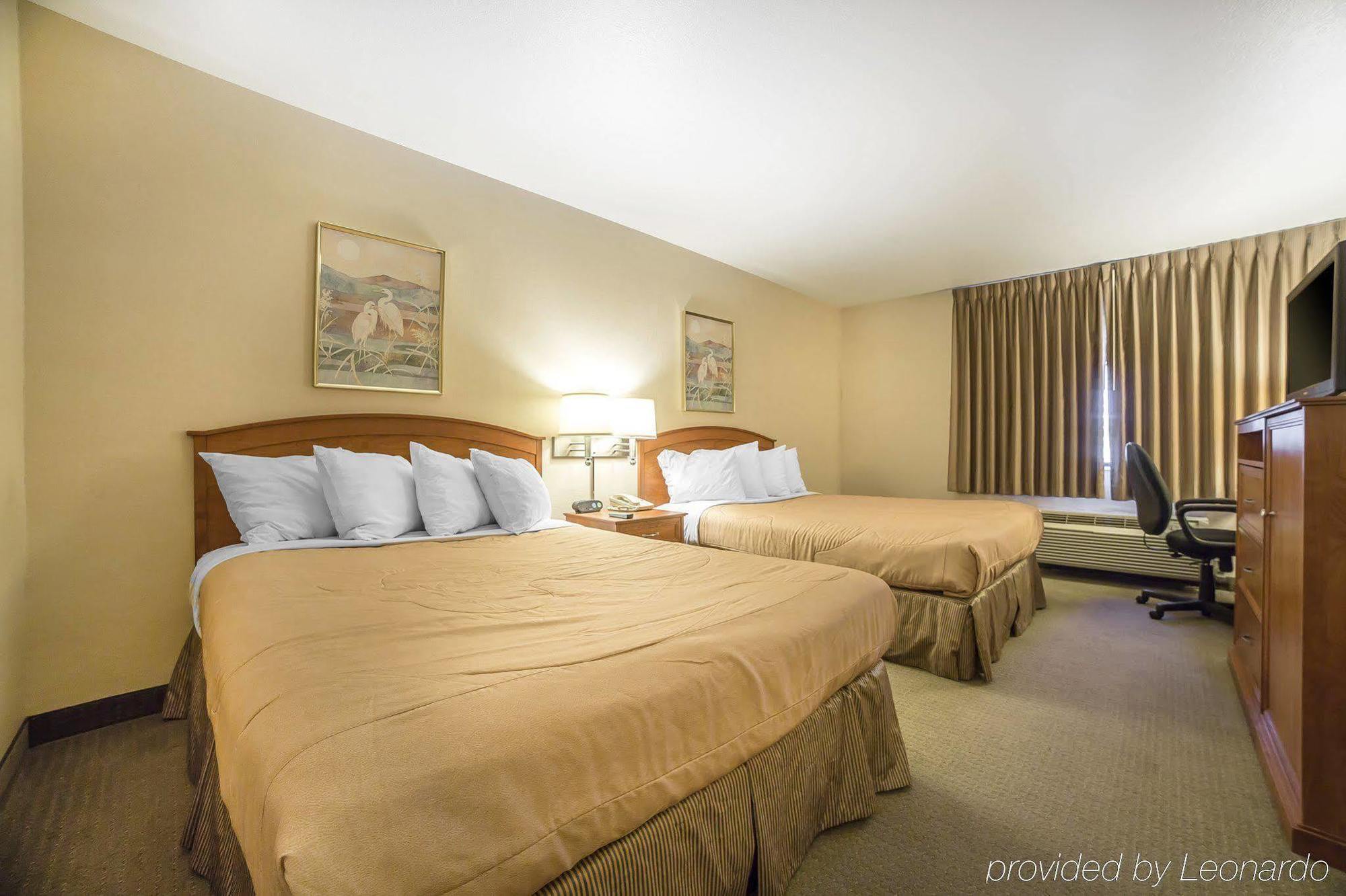 Econo Lodge Inn & Suites Sandy Bagian luar foto